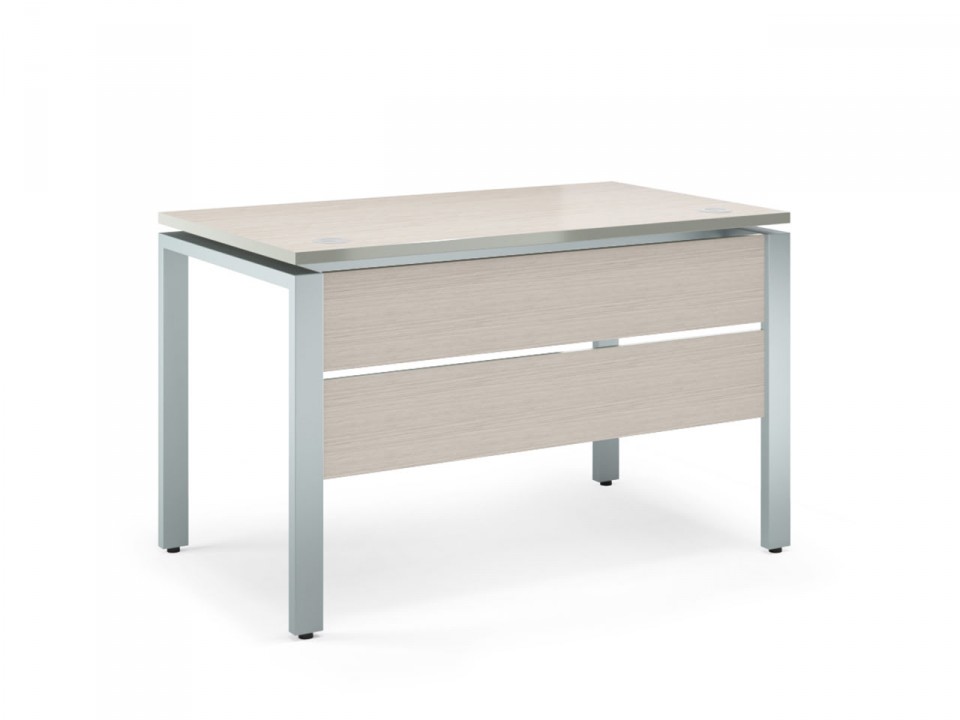 Мебель для персонала на металлокаркасе VITA-M V-1.0.2СМ Стол прямой с царгой