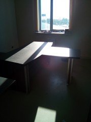 Офисная мебель для кабинета руководителя Vasanta (Васанта) стол с брифингом