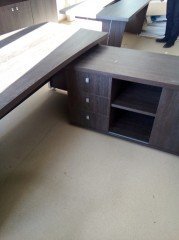 Офисная мебель для кабинета руководителя Vasanta (Васанта) тумба приставная с замком