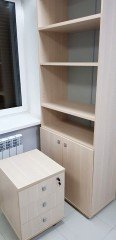 Стеллаж и тумба для офиса