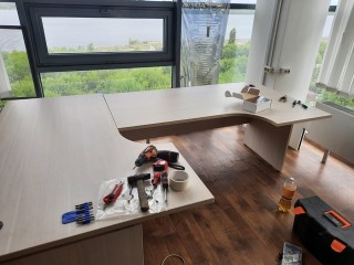 V-46 П Стол письменный (Правый)